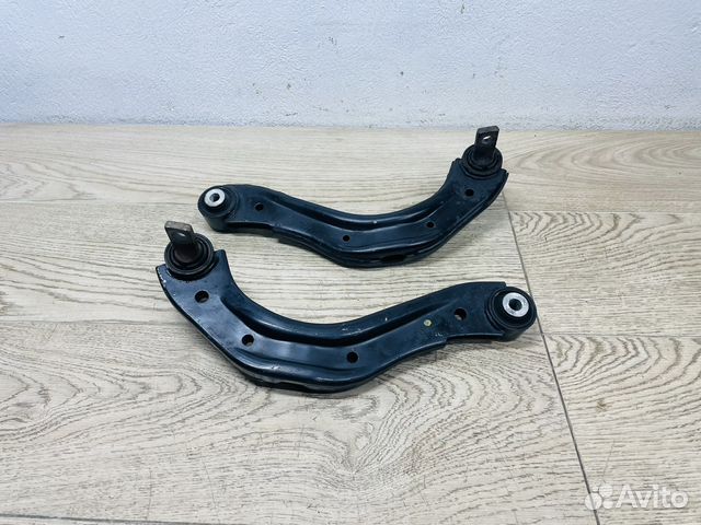 Рычаги задние верхние комплект Honda Civic 4D