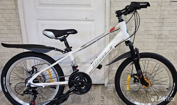 Новый подростковый 20 колёса