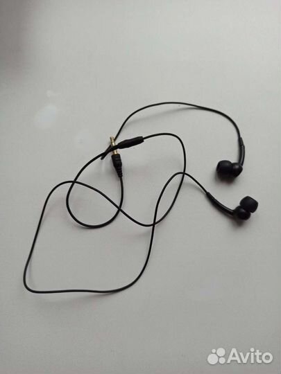 Наушники Sony Ericsson