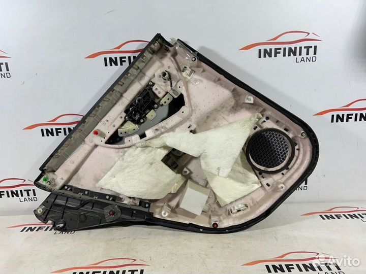 Обшивка двери задняя правая Infiniti Qx70 Fx37