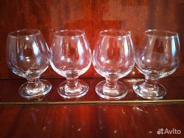 Коньячные бокалы 