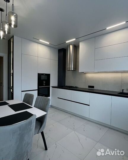 Кухня в стиле хай тек