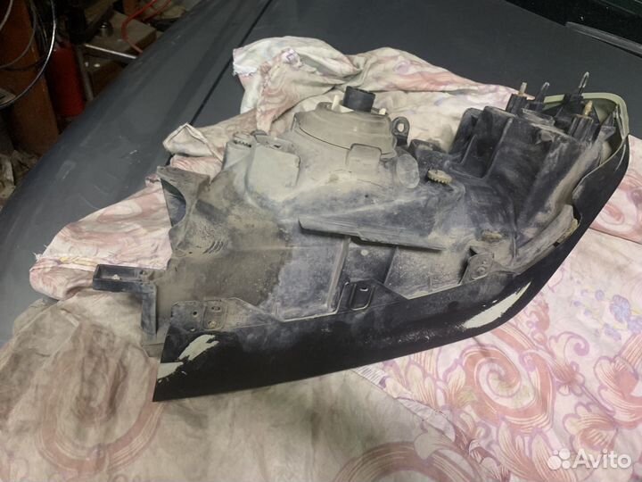 Фары mitsubishi sport montero