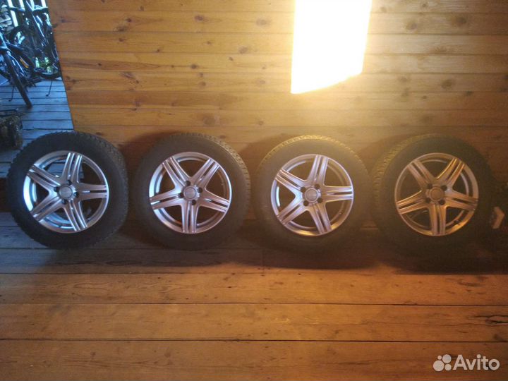 Nokian Tyres Hakkapeliitta 8 195/65 R15