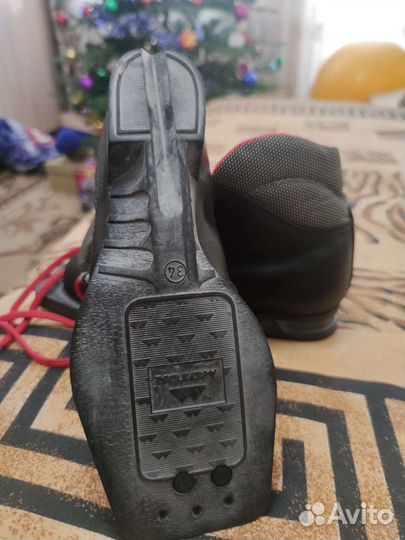 Лыжные ботинки размер 34