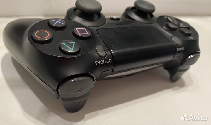 Джойстик на PS4