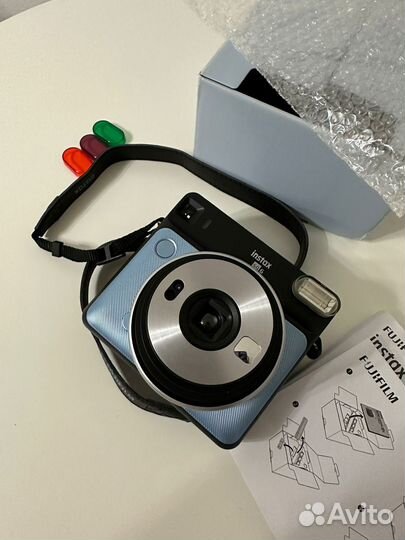 Пленочный фотоаппарат instax square 6 голубой