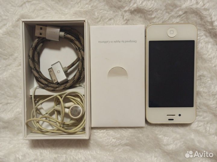 iPhone 4, 8 ГБ