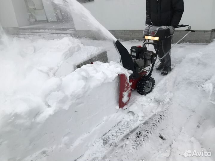 Снегоуборщик Canadiana CL61900R