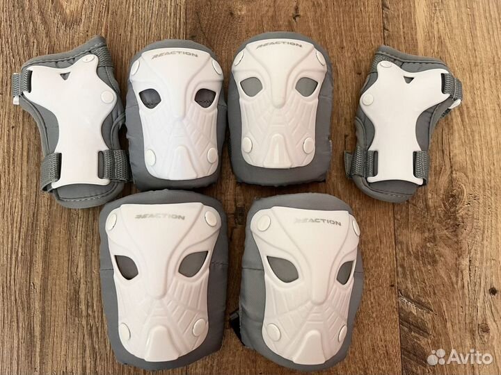 Защита для роликов детская Reaction S