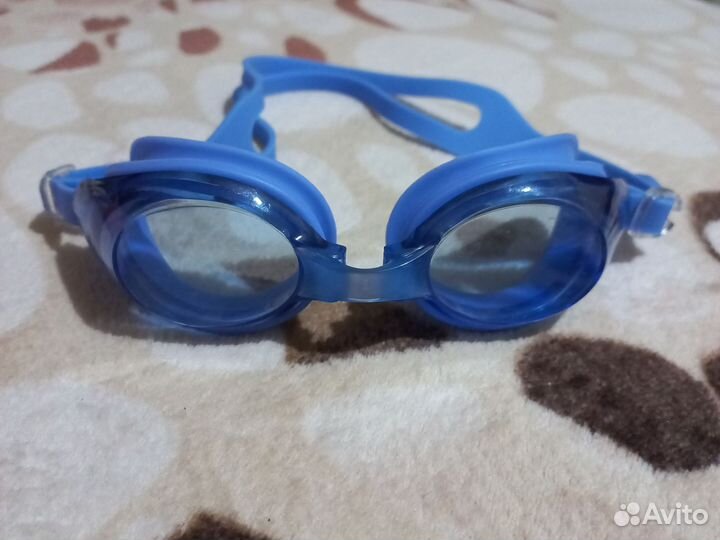 Очки для плавания