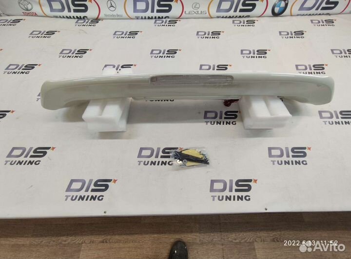 Спойлер Land Cruiser 100 White