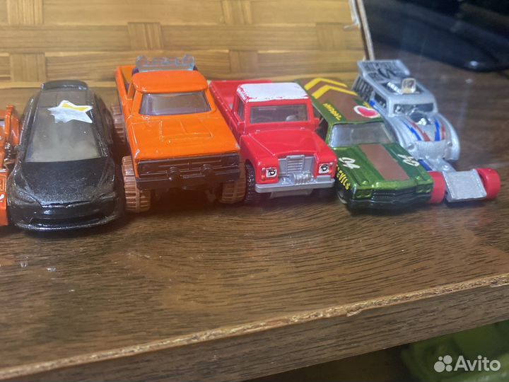 Машинки Xot Wheels
