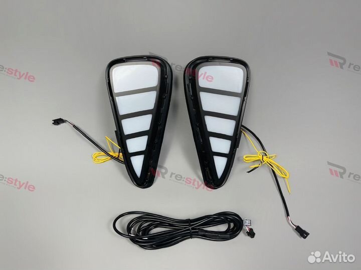 Ходовые огни Toyota Camry 55 14-17г 3 Режима