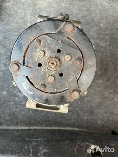 Компрессор кондиционера mitsubishi