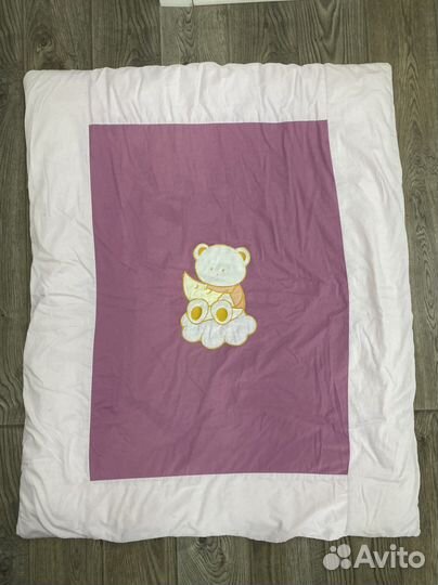 Коплект в детскую кроватку