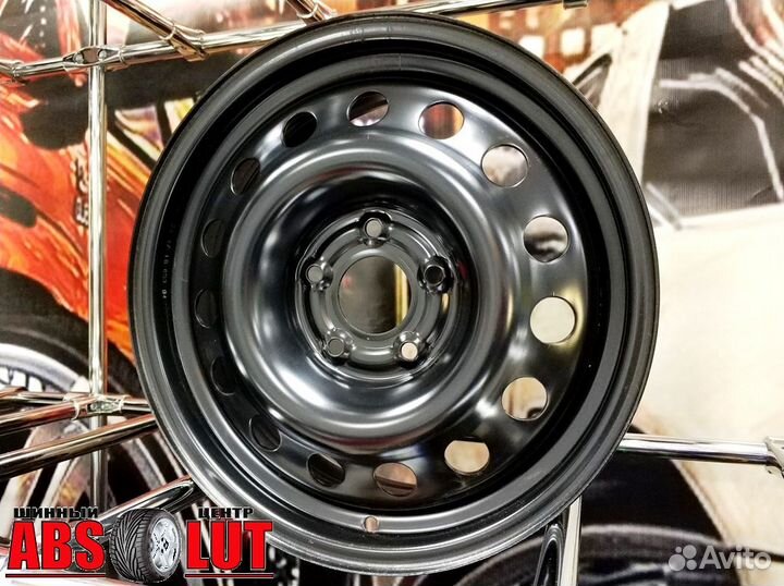 Новые стальные диски R16 на Mitsubishi Lancer