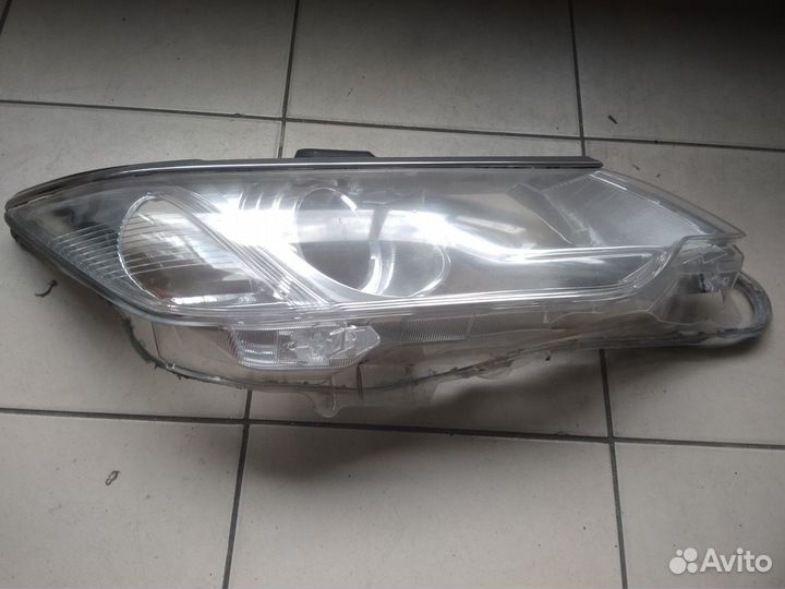 Стекло фары камри v55 правая