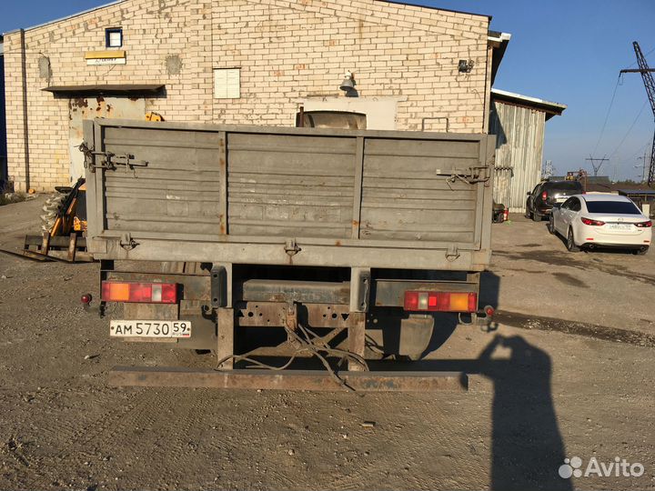 МАЗ 642208-026 с полуприцепом, 2005