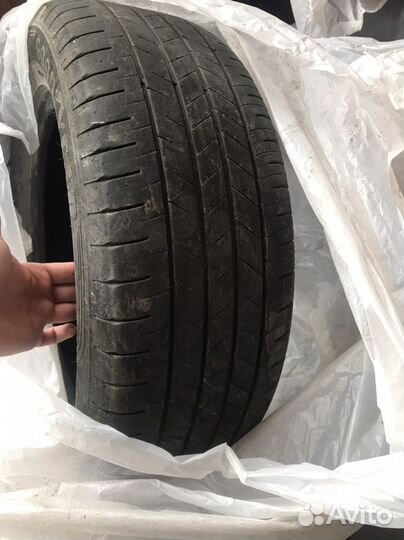 Goodyear EfficientGrip Performance 215/60 R16