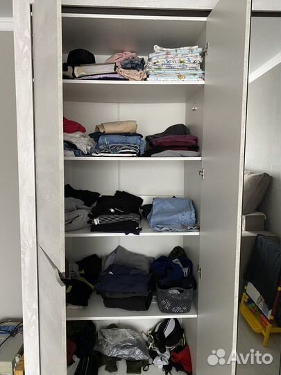 Шкаф распашной