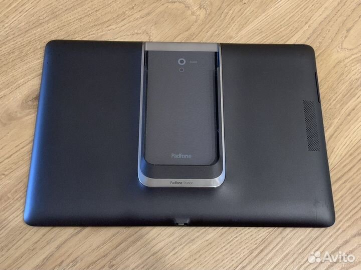 Док станция Asus Padfone 2