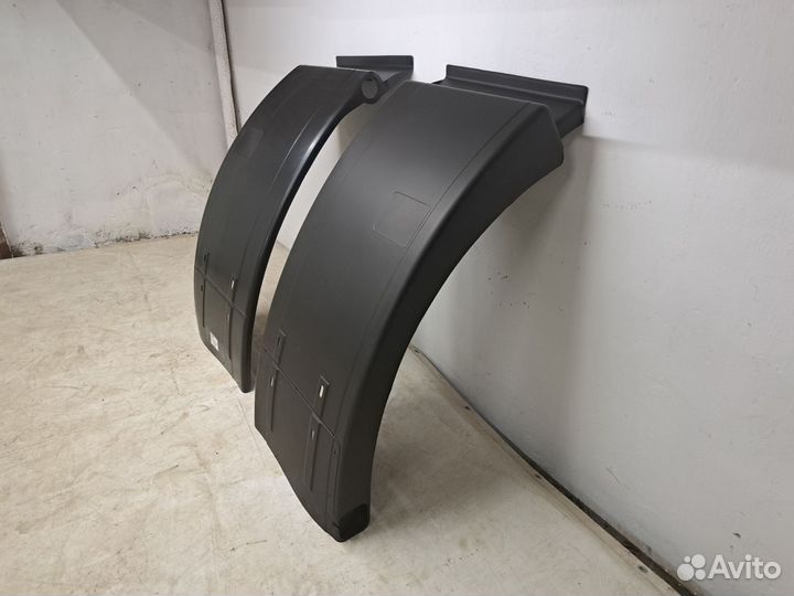 Крыло переднего колеса задняя часть MAN F2000