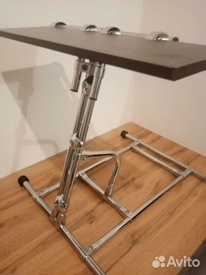 Стойка для игрового руля