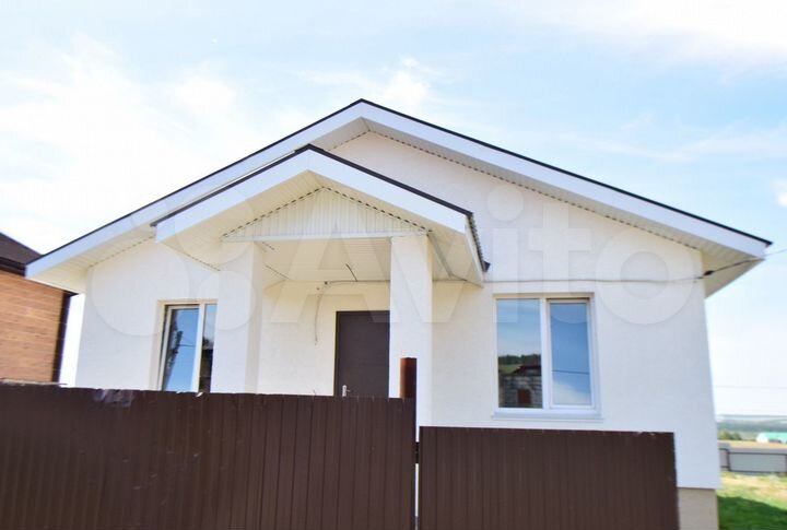 Дом 100 м² на участке 5 сот.