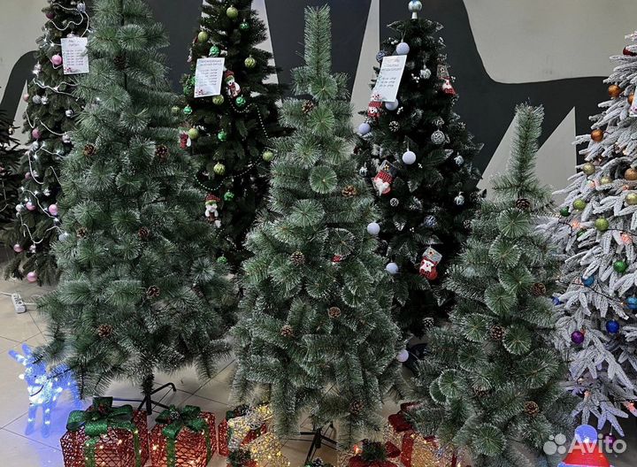 Елка искусственная