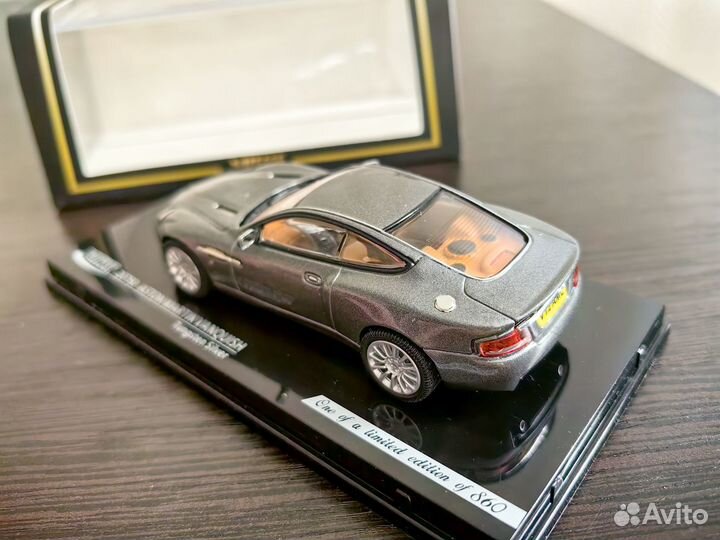 Aston Martin V12 Vanquish (2001) - Vitesse 1/43