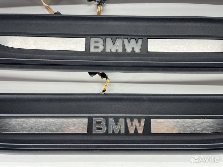 Накладки порогов с подсветкой BMW F10