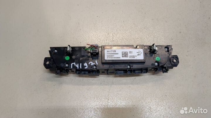 Переключатель отопителя Opel Insignia, 2019