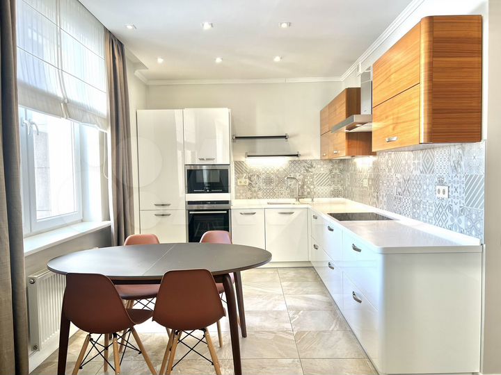 2-к. квартира, 76,5 м², 15/25 эт.