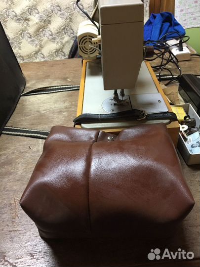 Швейная машина Чайка 134