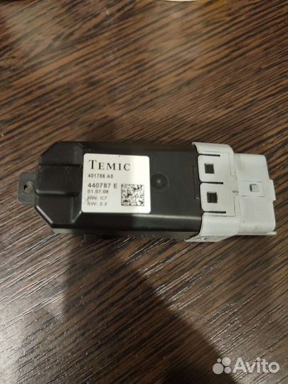 Модуль стеклоподъёмника Пежо 207