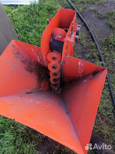 Картофелесажалку