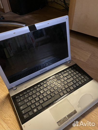 Ноутбук Samsung RV515