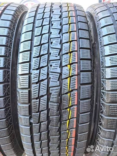 Goodyear Ice Navi SUV 225/65 R17 102Q