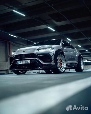 Кованые диски R22 5x130 на Lamborghini Urus