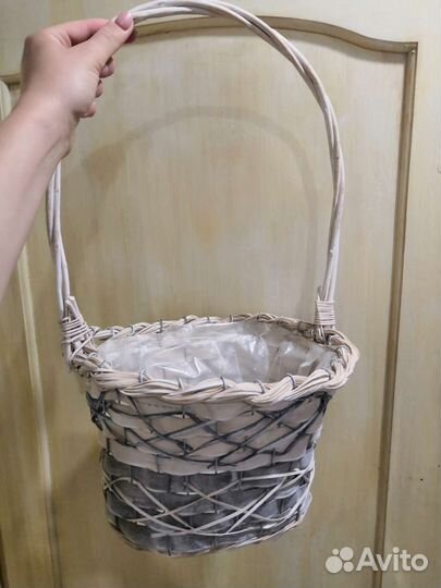 Корзина плетеная
