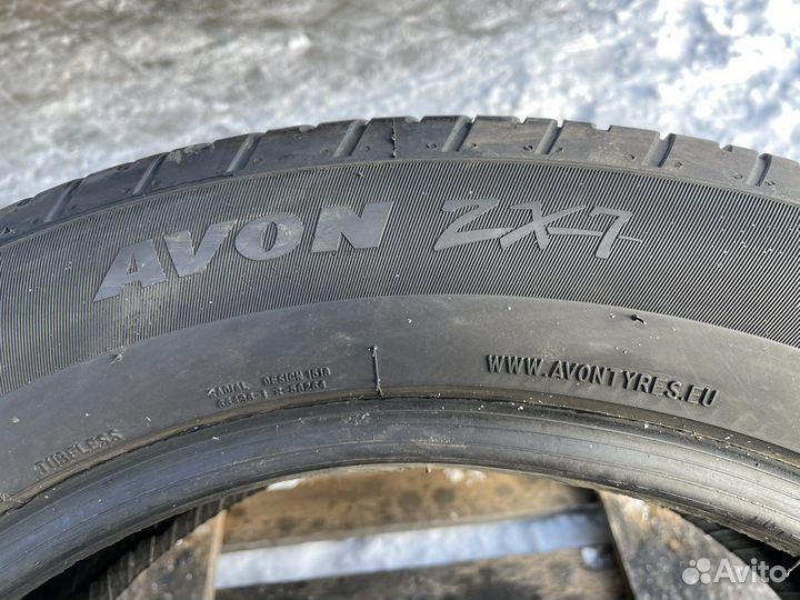 Avon ZX7 225/55 R18