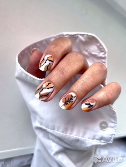 Маникюр с покрытием гель-лаком
