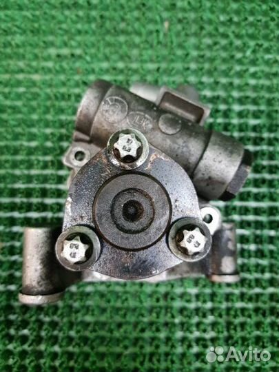 Насос гур Mercedes-Benz C-Class W203 OM612