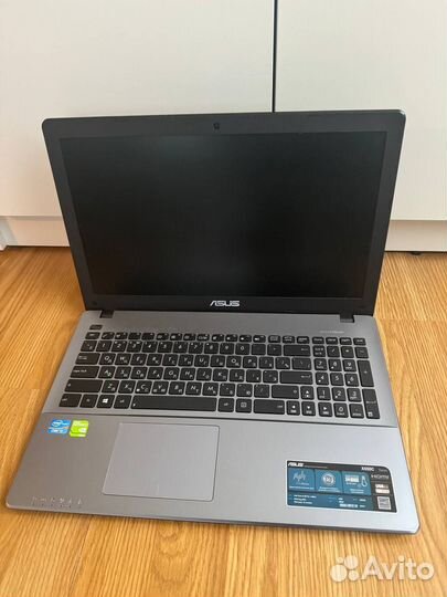 Ноутбук Asus x550c