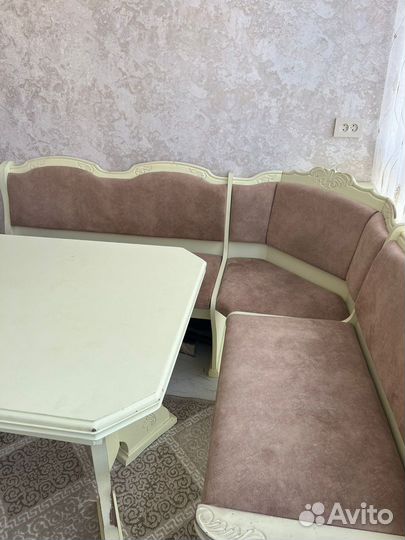 Кухонный уголок со столом бу