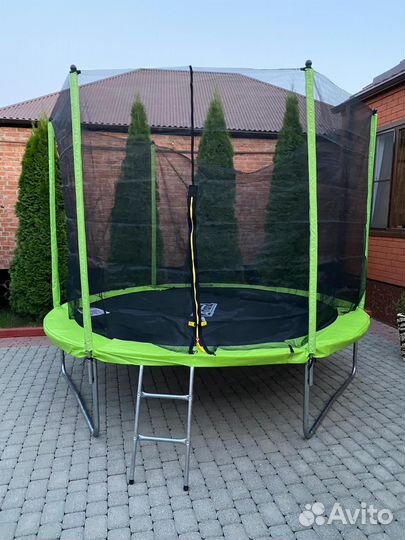 Батут с защитной сеткой 305 см