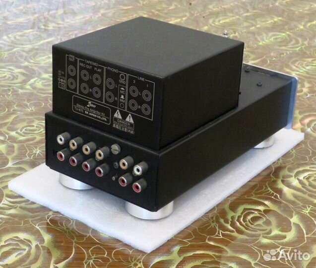 Ламповый фонокорректор предусилитель Elekit TU-875
