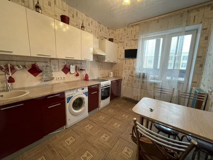 2-к. квартира, 45 м², 4/19 эт.