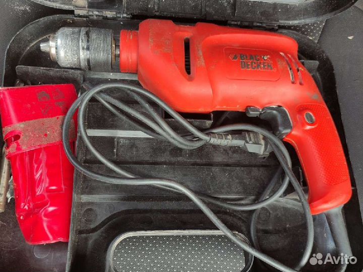 Дрель ударная Black Decker CD70CRE 710 Вт